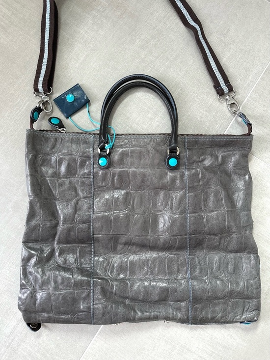 Gray Croc-Embossed GABS Leather Tote with Removable Strap